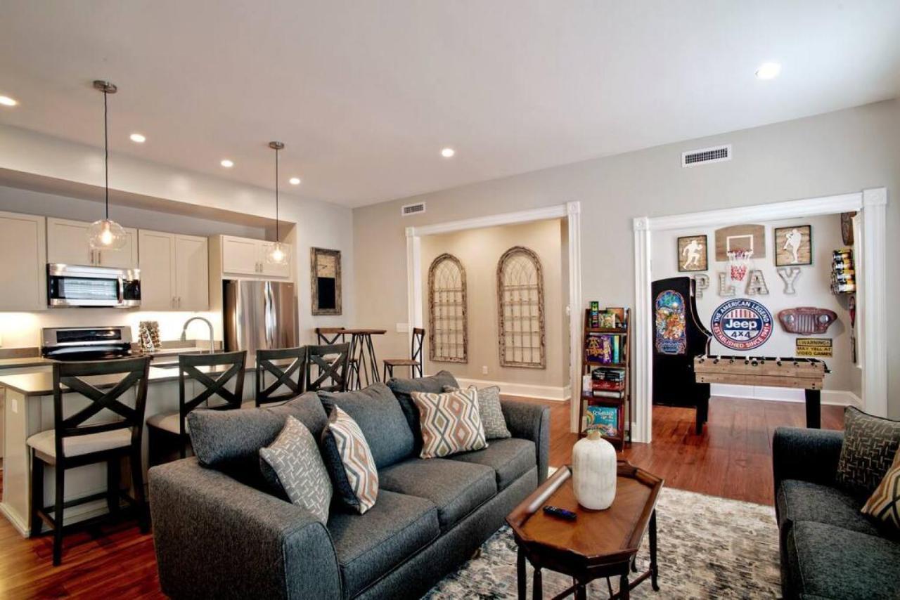 הוילה סוואנה Newly Renovated 4 Bed 3 Bath And 2 Parking Spots מראה חיצוני תמונה