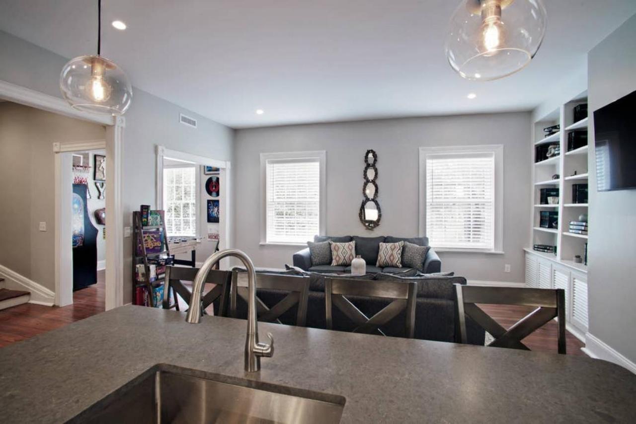 הוילה סוואנה Newly Renovated 4 Bed 3 Bath And 2 Parking Spots מראה חיצוני תמונה